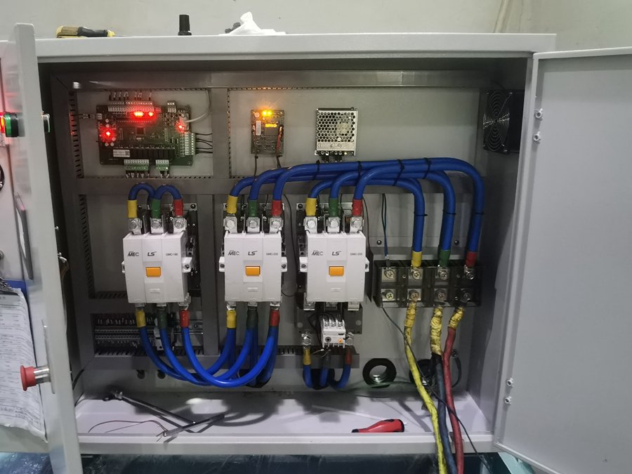螺桿式冷水機有哪些金屬？
