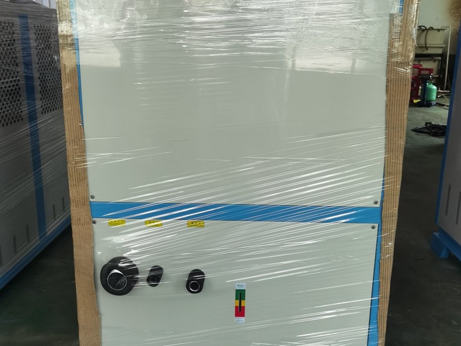風冷冷水機低壓是多少？